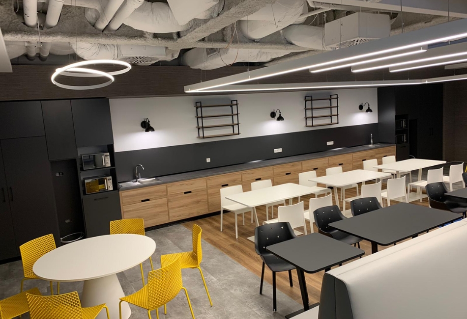 Mobilier Personalizate – Bucătarii – Class Office Timișoara